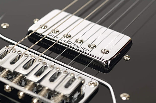 This Tele comes with one Duncan HB-102 humbucker. This Tele comes with one Duncan HB-102 humbucker.